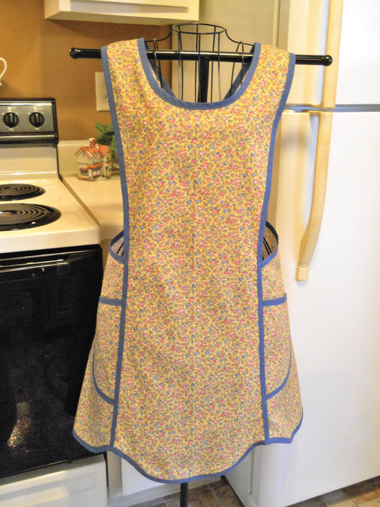 Vintage Style No Tie Crossover Apron in Yellow and Blue Floral Calico in Large