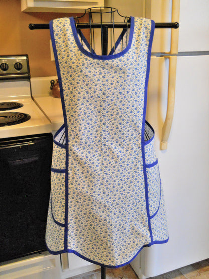 Women's Crossover No Tie Old Fashioned Apron with Little Blue Flowers size XL