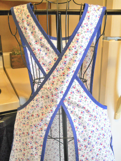 Vintage Style Crossover No Tie Apron in Blue size Medium