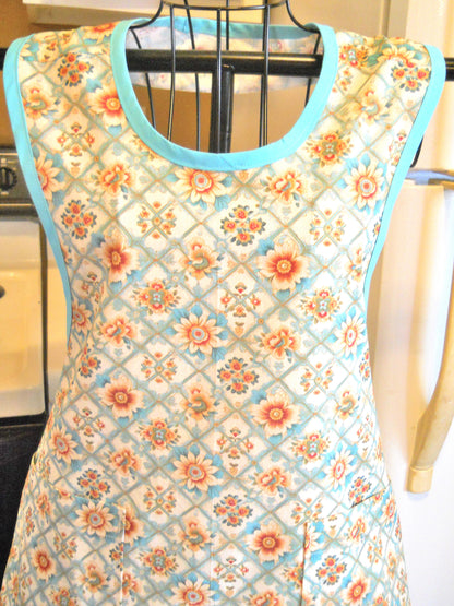Grandma Vintage Style Full Apron in Teal and Orange Floral size Small