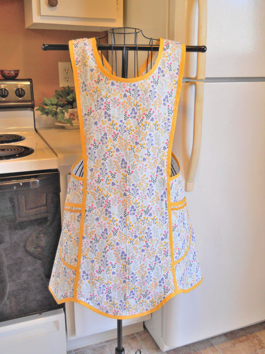 Grandma Style Old Fashioned Crossover No Tie Apron with Wildflowers in Medium