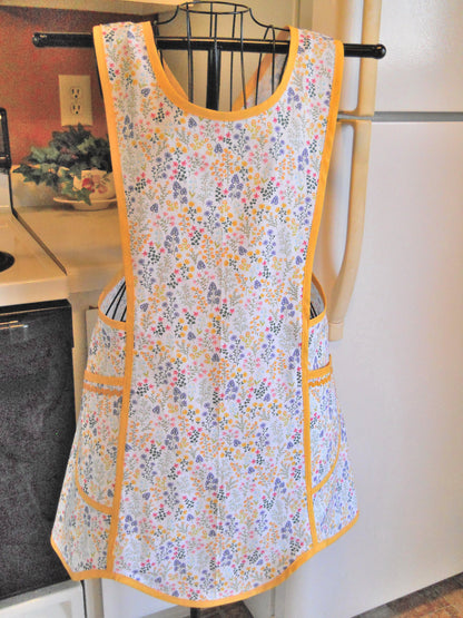 Grandma Style Old Fashioned Crossover No Tie Apron with Wildflowers in Medium
