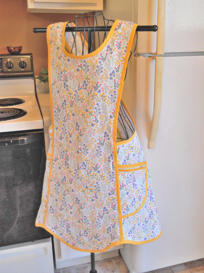 Grandma Style Old Fashioned Crossover No Tie Apron with Wildflowers in Medium