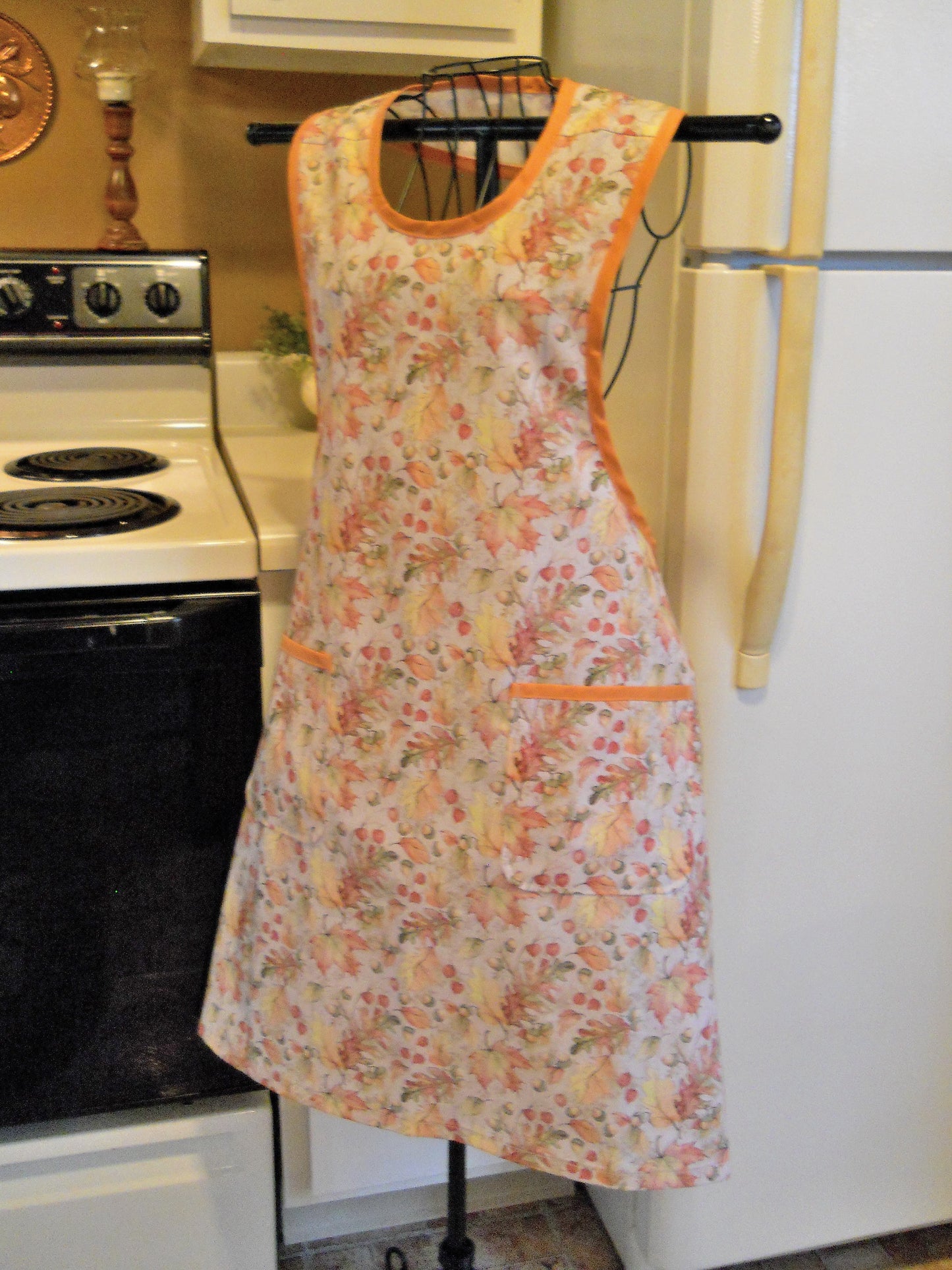 Vintage Style Full Apron with Colorful Leaves in Medium and Large